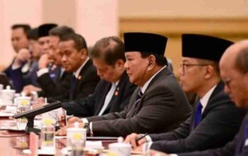 Beda dengan Pejabat Lain, Prabowo Kenakan Jam Tangan Murah Saat Bertemu Presiden China Xi Jinping
