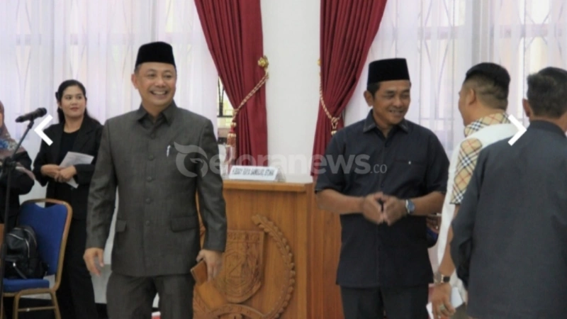 Bupati dan Wakil Bupati Terpilih Barsel Ditetapkan DPRD (foto: Geloranews.co)