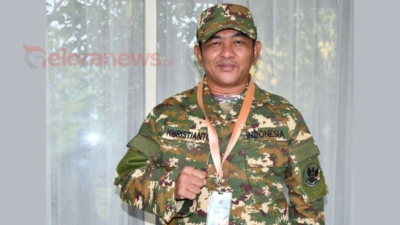 Wakil Bupati Barito Selatan, Khristianto Yudha, mengenakan seragam militer saat mengikuti Retret Kepemimpinan Kepala Daerah di Akmil, Magelang. (foto: Geloranews.co/dok)