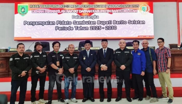 Bupati Barsel Eddy Raya Samsuri Paparkan Visi 2025-2030 dalam Rapat Paripurna DPRD