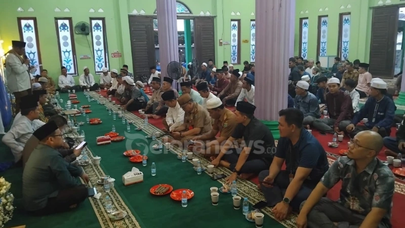 Safari Ramadhan Wabup Barsel di Gunung Bintang Awai.