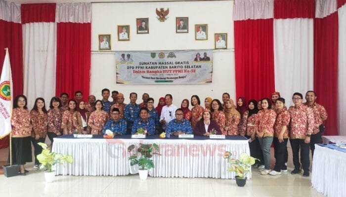 Asisten I Setda Barsel Buka Secara Resmi Bakti Sosial Sunatan Massal