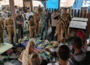 Bupati Barsel Sidak Pasar: Pastikan Harga Stabil dan Stok Pangan Aman Jelang Idulfitri