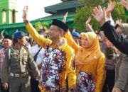 129 Jamaah Haji Barsel Dilepas Bupati Eddy Raya Samsuri