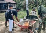 Satgas TMMD ke-124 Olah Material untuk Pembuatan Gorong-gorong di Desa Talio