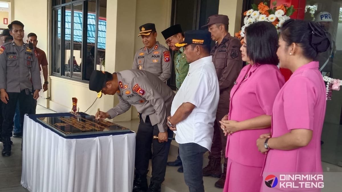 kapolda-kalteng-kunjungi-mapolres-barsel,-di-hadiri-wabup-dan-ketua-dprd-setempat.