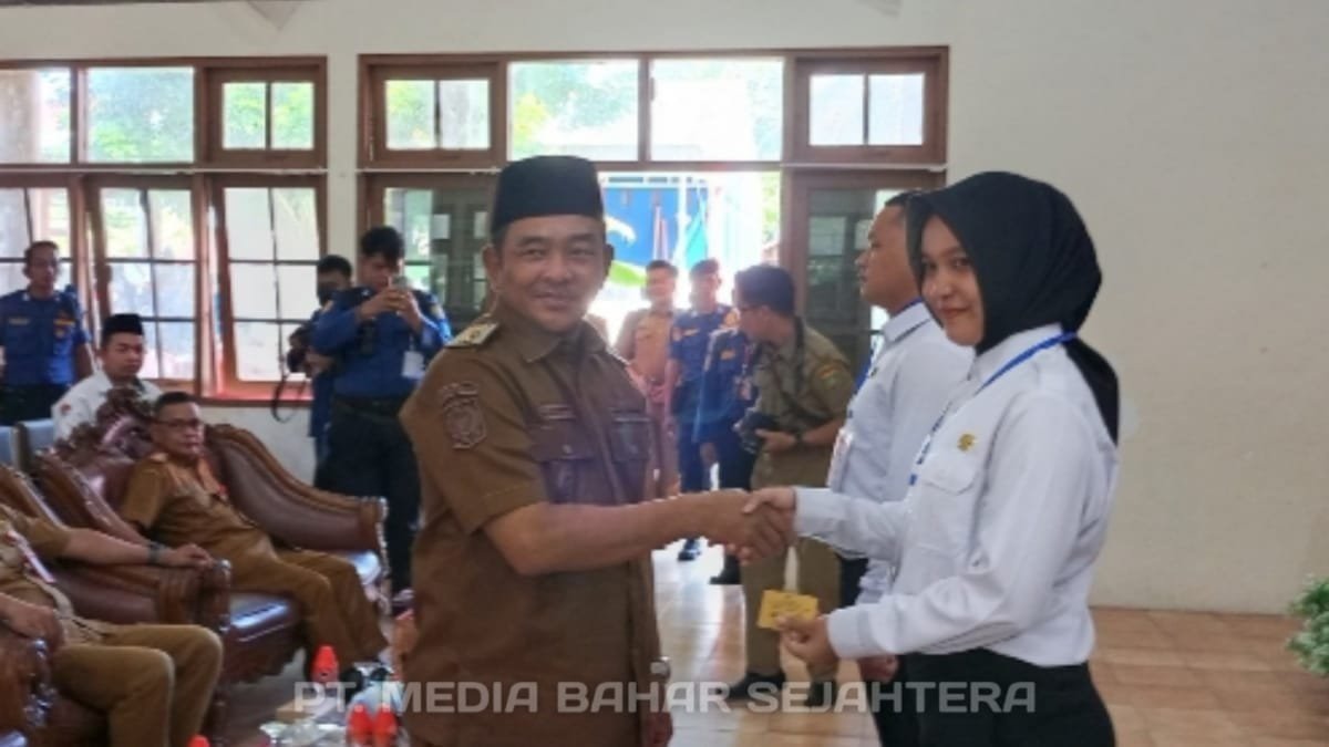 wakil-bupati-barsel-buka-latihan-dasar-pemadam-kebakaran-bagi-120-cpns