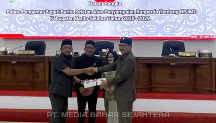 Ketua DPRD Pimpin Rapat Paripurna 20 Masa Sidang III Tahun 2025