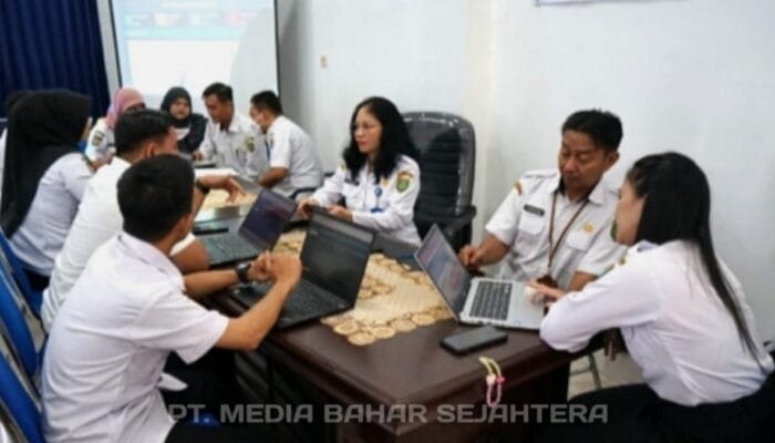 DiskominfoSP Barsel Gelar Sosialisasi Pengisian Daftar Informasi Publik