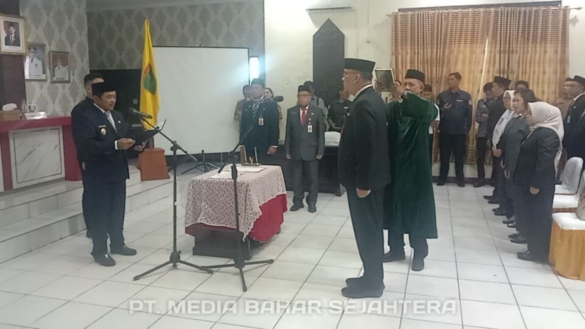 edi-purwanto-resmi-dilantik-jadi-staf-ahli-bidang-hukum-dan-politik-pemkab-barito-selatan