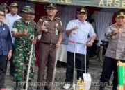 Anggota DPRD Barsel dari Partai Perindo Mastini RL Turut Tanam Jagung Serentak di Pamangka