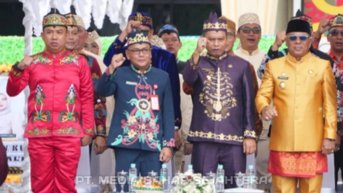 asisten-ii-setda-barsel-hadiri-upacara-hut-pemerintah-dan-kota-palangka-raya