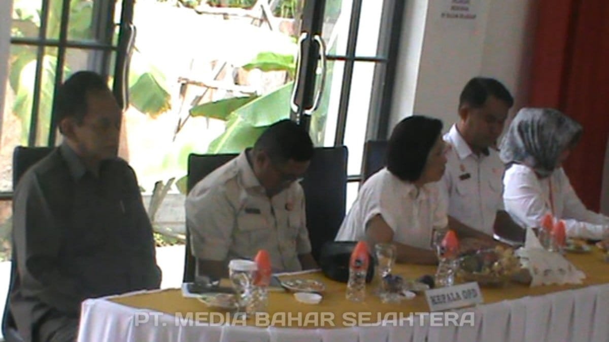 anggota-dprd-dapil-i-barsel-hadiri-sosialisasi-pajak-dan-retribusi-daerah-2025