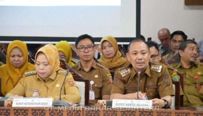 Bupati Eddy Raya Hadiri Rakor Evaluasi Anggaran Triwulan II se-Kalteng