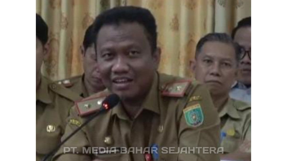 kepala-bpkad-barsel-hadiri-rapat-pengawasan-komite-i-dpd-ri,-harap-asn-semakin-termotivasi