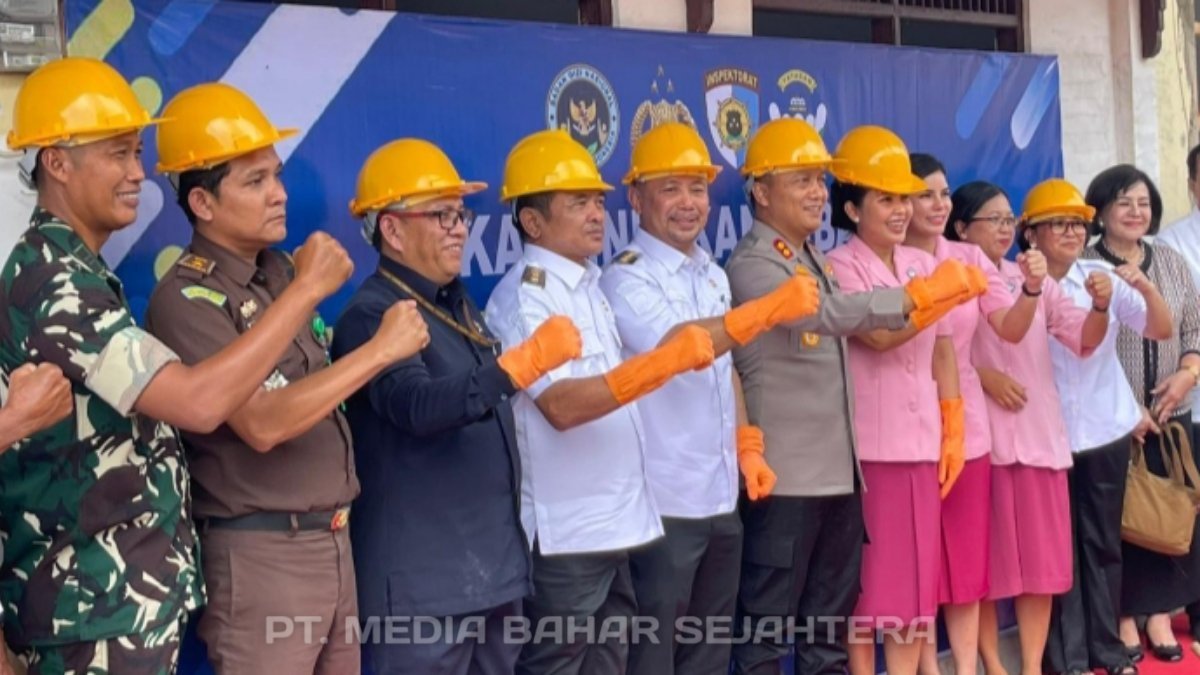 bangun-generasi-sehat,-bupati-eddy-raya-hadiri-ground-breaking-sppg-yayasan-kemala-bhayangkari-di-barito-selatan