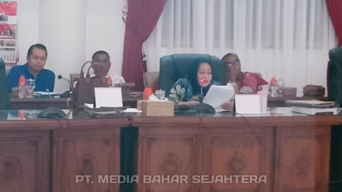 wakil-ketua-ii-dprd-barsel-pimpin-banmus