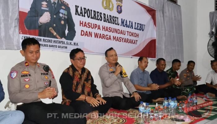 Penuh Kehangatan Bersama Warga, Kapolres Barsel Maja Lebu di Desa Kalahien