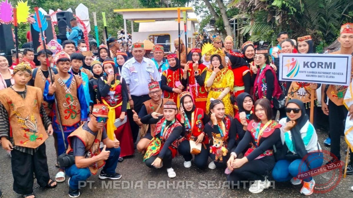 kormi-barsel-turut-meriahkan-pawai-budaya-hut-ri-ke-80-dan-hari-jadi-ke-66-barito-selatan