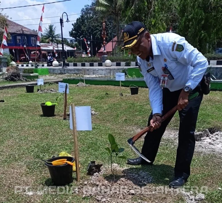 kepala-bpkad-barsel-dampingi-gubernur-kalteng-di-rangkaian-kunker-hut-ke-66