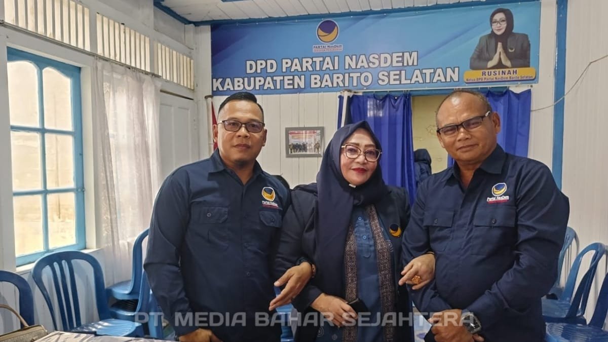 ketua-fraksi-nasdem-barsel-ajak-kader-semakin-solid,-targetkan-tambah-kursi-di-pemilu-mendatang