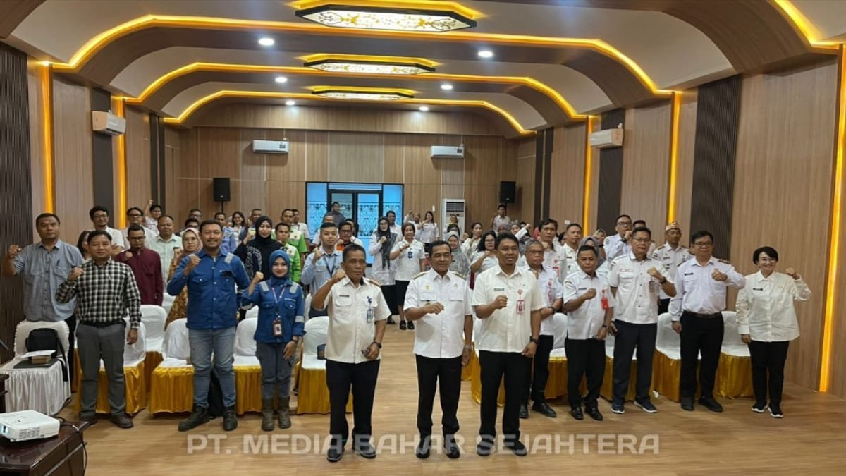 wakil-bupati-barsel-launching-aplikasi-“gau-gawi-barsel-2025”-untuk-perkuat-ekosistem-ketenagakerjaan-digital