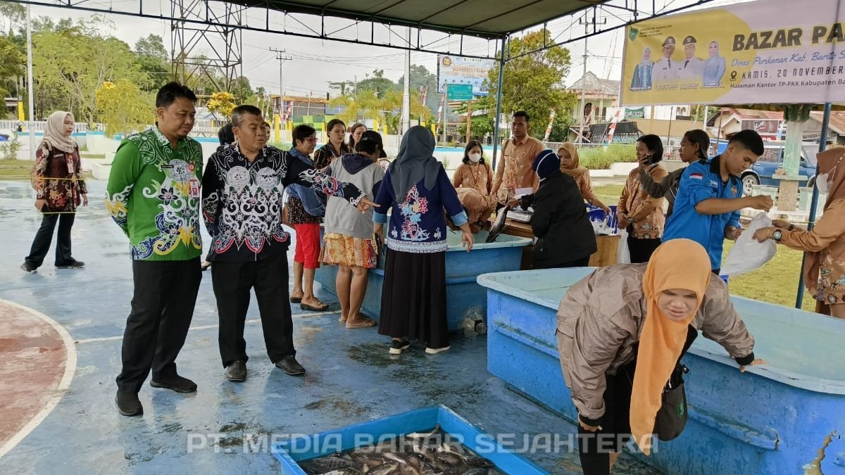 asisten-ii-setda-barsel-tegaskan-pentingnya-bazar-pangan-murah-untuk-stabilitas-harga-dan-penguatan-ekonomi-nelayan