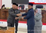 Bupati dan DPRD Barsel Sepakati Dua Ranperda dalam Rapat Paripurna