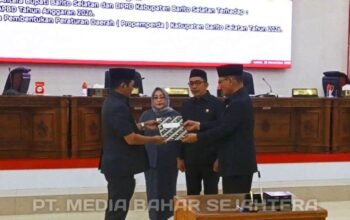wabup-barito-selatan-hadiri-paripurna-penetapan-ranperda-apbd-2026