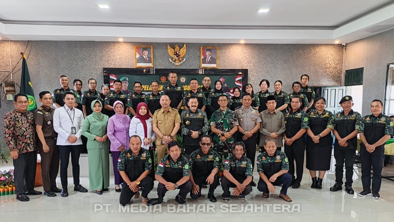 bupati-barito-selatan-hadiri-pelantikan-pengurus-dpc-hipakad-periode-2025–2030