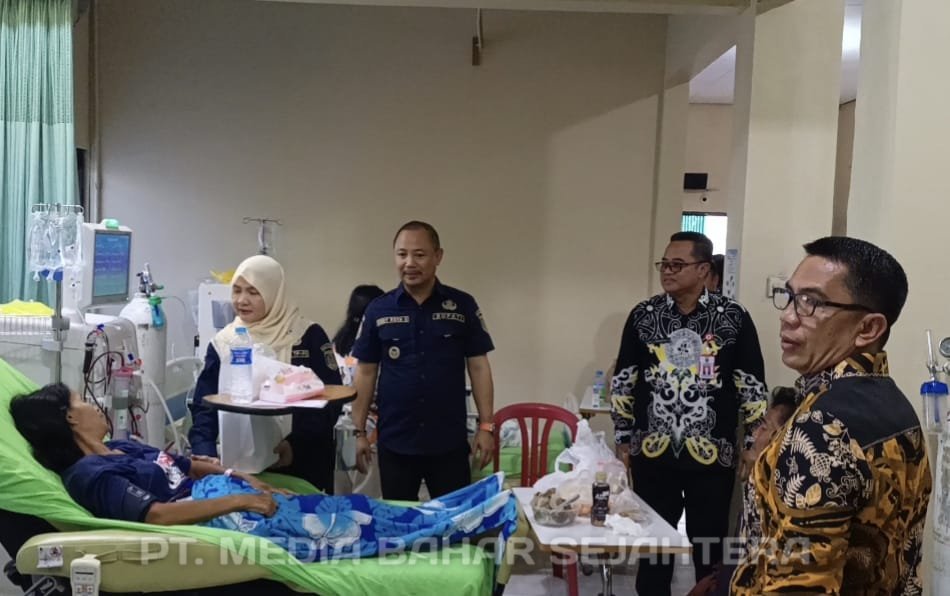 bupati-barsel-resmikan-penambahan-unit-hemodialisa-rsud-jaraga-sasameh,-perkuat-layanan-kesehatan-das-barito