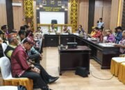 Mediasi PT KNPI dan Warga Dadahup–Tambak Bajai Diwarnai Walk Out