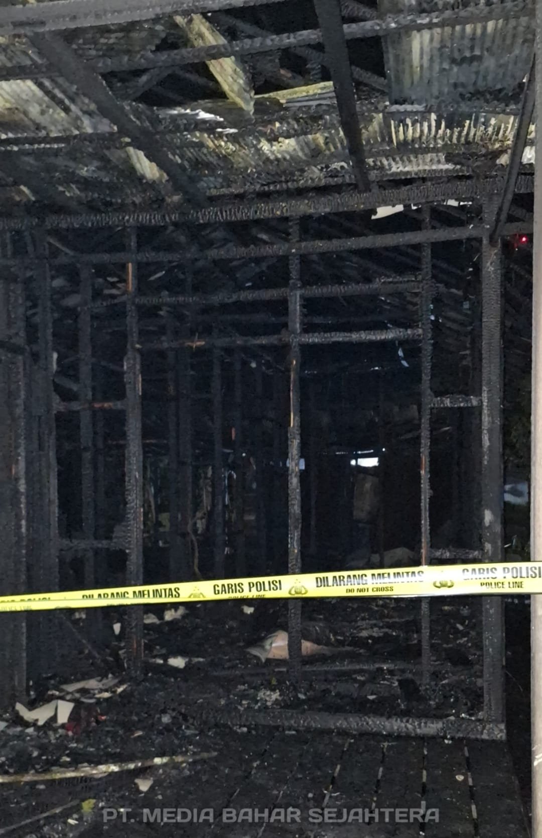 rumah-warga-di-buntok-hangus-terbakar,-kerugian-ditaksir-rp100-juta