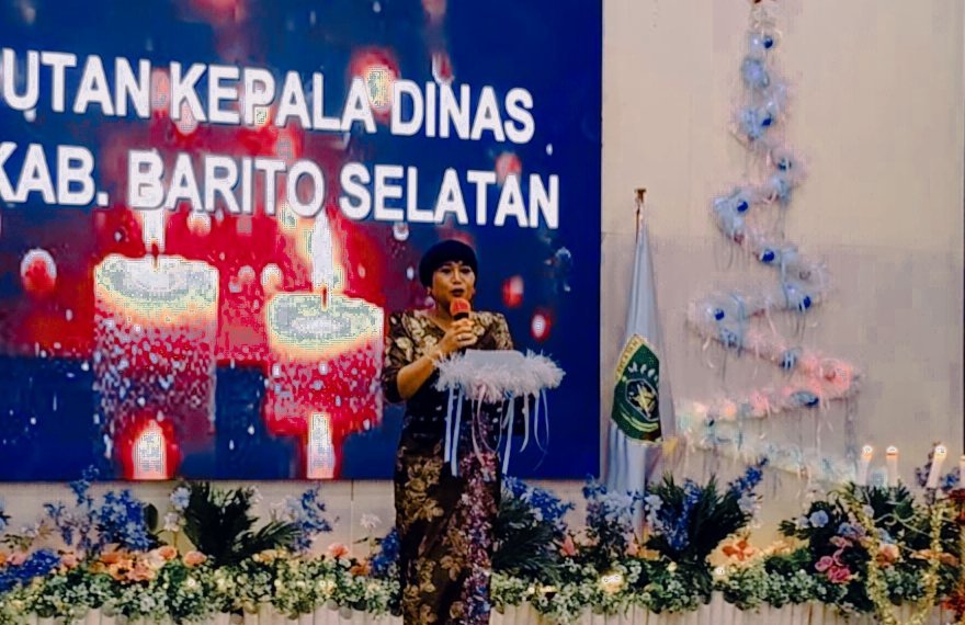 dinas-pupr-barsel-gelar-perayaan-natal-2025,-pj-sekda-ajak-perkuat-kebersamaan-dan-toleransi