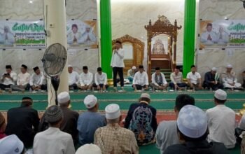 bupati-dan-wabup-barsel-safari-ramadhan-di-desa-babai,-kecamatan-karau-kuala