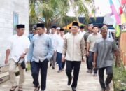 Safari Ramadhan di Dusun Utara, Wabup Barsel Serahkan Bantuan Karpet untuk Masjid Desa Marawan Lama