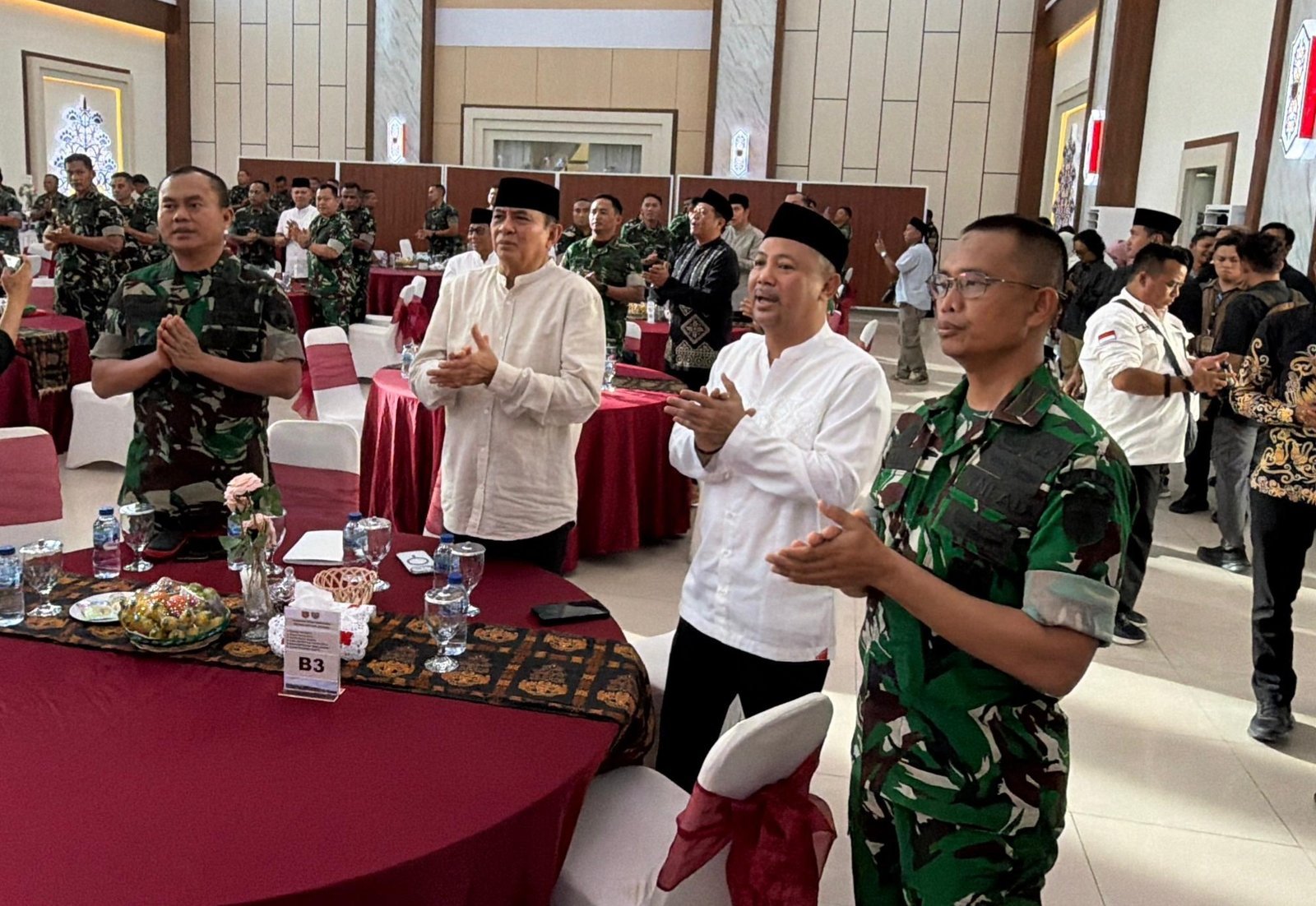 bupati-barito-selatan-hadiri-silaturahmi-dan-buka-puasa-bersama-pangdam-xxii/tambun-bungai-se-kalimantan-tengah