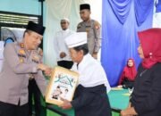 Kapolres Barsel Buka Puasa Bersama Santri Ponpes Ahlussunnah Wal Jamaah‎