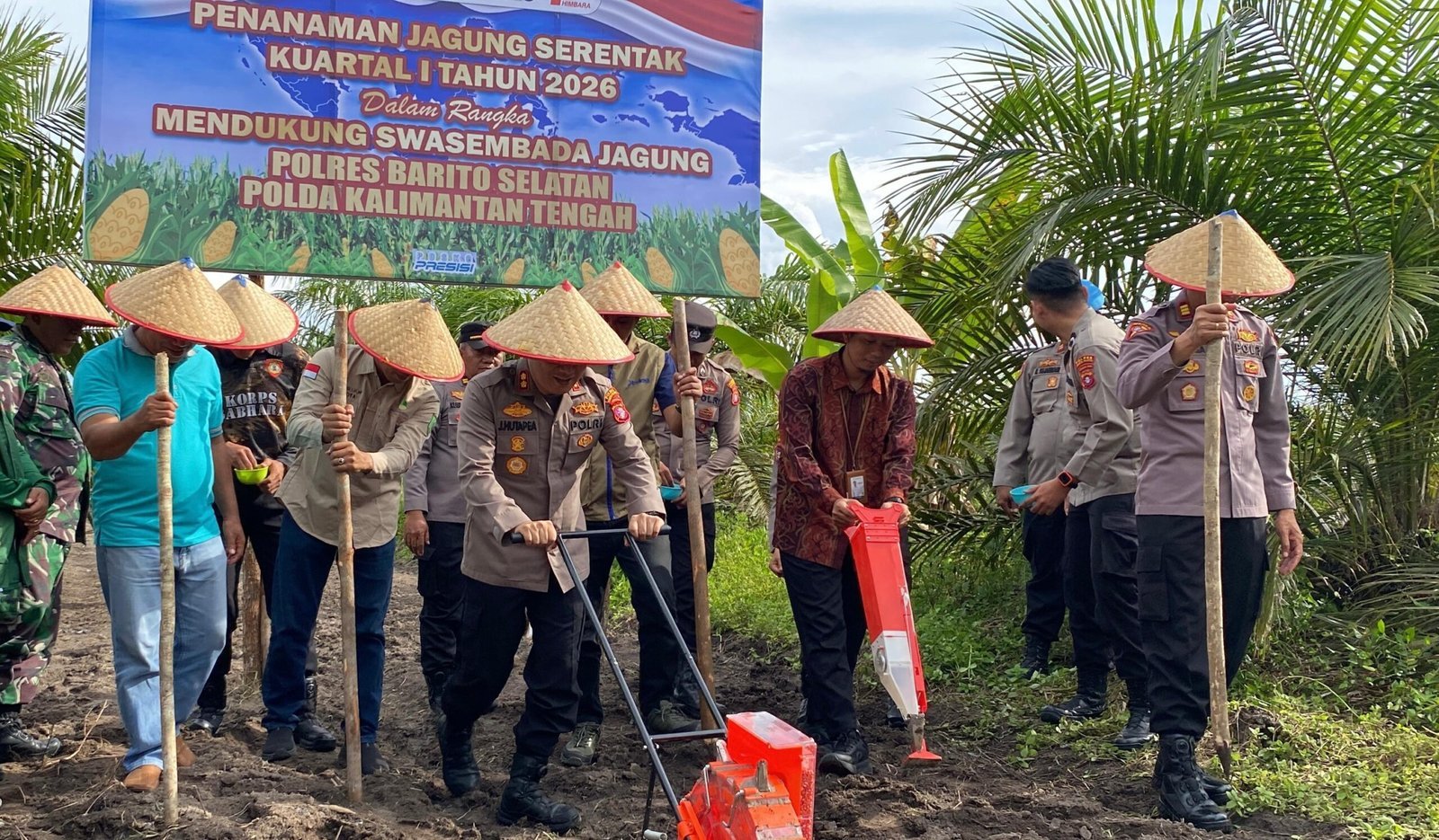 kapolres-barsel-pimpin-penanaman-jagung-serentak-kuartal-i-2026-di-desa-sababilah