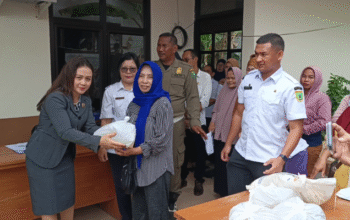 legislator-dprd-barsel-apresiasi-penyaluran-cadangan-pangan-pemerintah-di-hilir-sper‎
