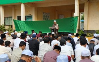 ‎muhammadiyah-barito-selatan-gelar-salat-id-lebih-awal,-ratusan-jamaah-padati-komplek-perguruan-muhammadiyah-di-buntok
