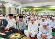 Wabup Barito Selatan Khristianto Yudha, Sholat Idul Fitri Bersama Ribuan Jamaah, di Masjid Agung Baiturrahman Buntok