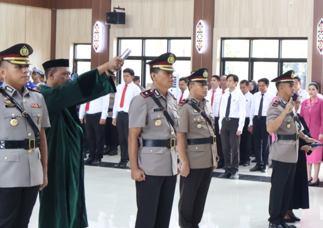 kompol-muh-padholin-resmi-menjabat-wakapolres-barsel,-gantikan-kompol-muh-tommy-palayukan.