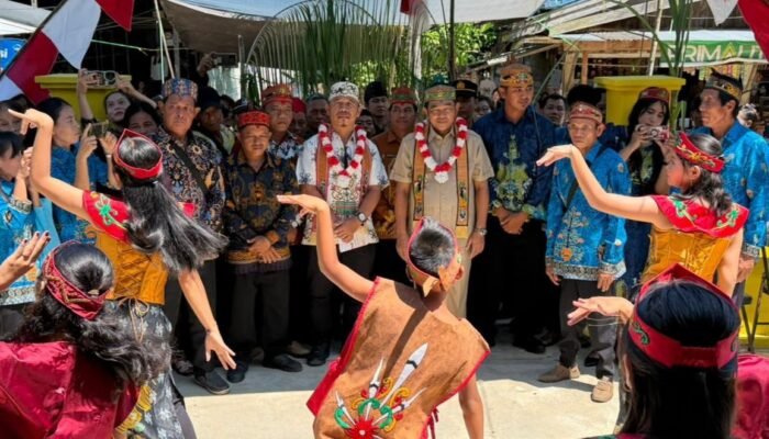 Wabup Barsel Resmikan Balai Basarah Erai Pakat di Gunung Rantau, Tekankan Harmoni Adat dan Kebersamaan