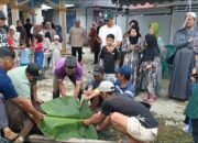 Semangat Kebersamaan Idul Adha, Jamaah Langgar Al Hasanah Jl Kaladan Sembelih Sapi Kurban untuk Seluruh Warga