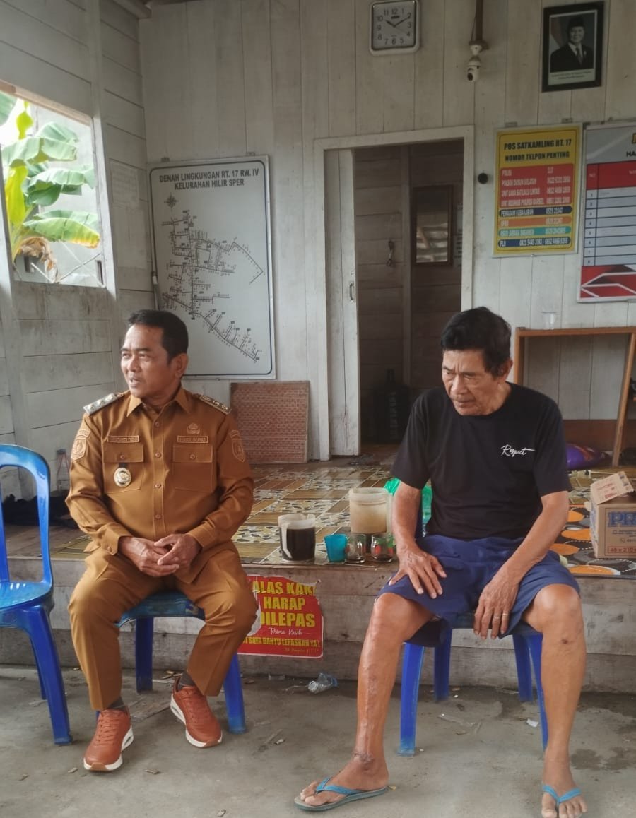 wakil-bupati-barito-selatan-kunjungi-keluarga-dan-posko-pencarian-warga-yang-hilang-saat-memancing