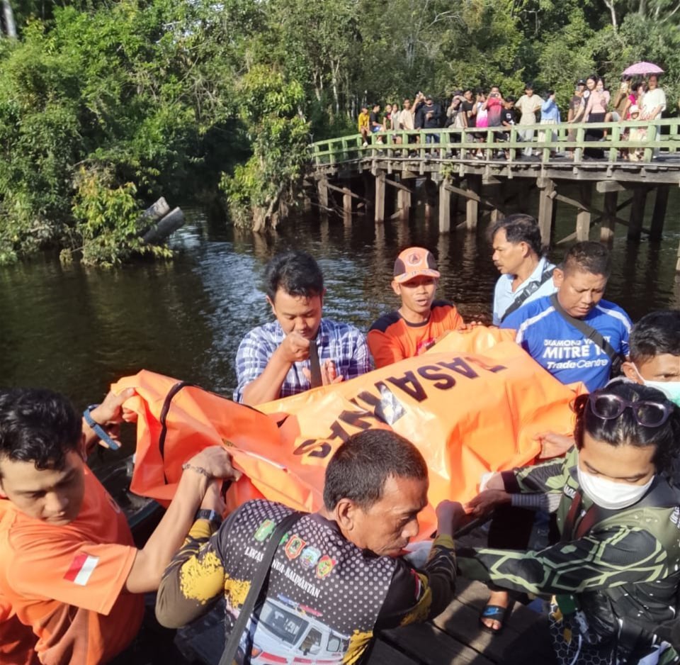 korban-hilang-saat-memancing-akhirnya-ditemukan,-titin-suriance-ditemukan-meninggal-setelah-lima-hari-pencarian