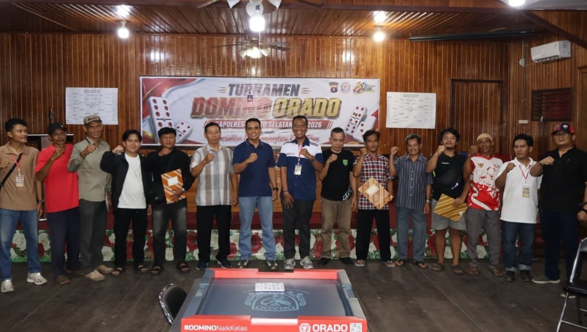 wakapolres-barito-selatan-resmi-tutup-turnamen-domino-orado-kapolres-cup-2026,-pererat-sinergi-polri-dan-masyarakat