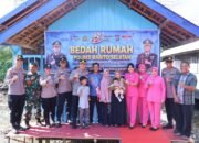 HUT Bhayangkara ke-80, Kapolres Barito Selatan Serahkan Kunci Rumah Hasil Bedah untuk Anak Purnawirawan Polri