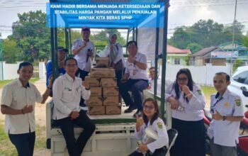 dinas-perdagangan-barsel-gelar-penjualan-minyakita-dan-beras-sphp-keliling,-jaga-stabilitas-harga-pangan